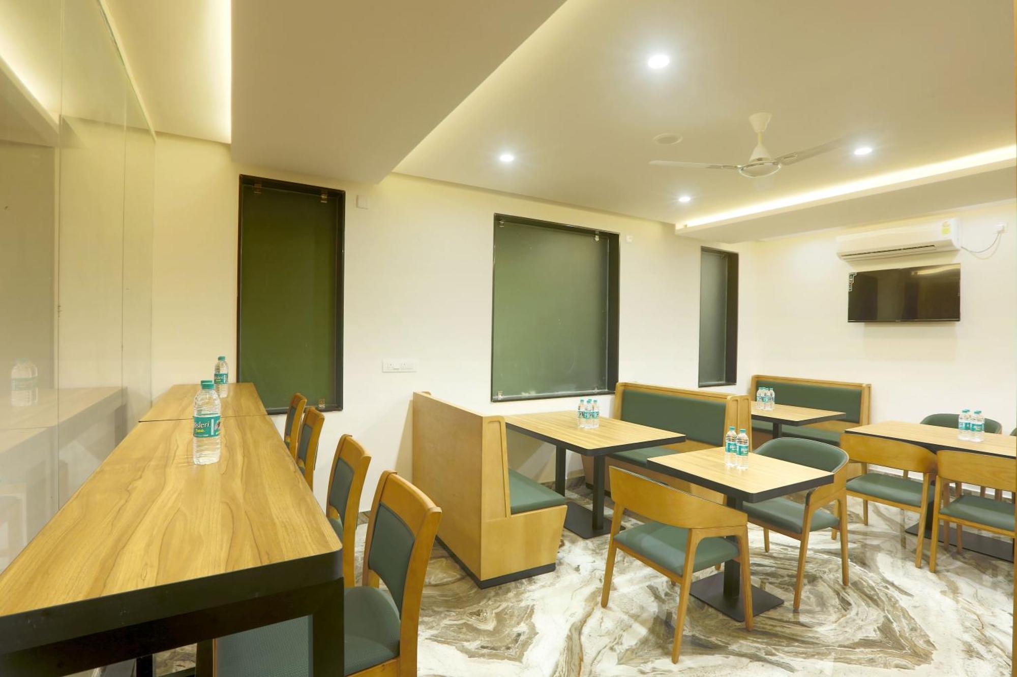 Hotel Sterling Plaza- Bangalore International Airport Dod Jala 외부 사진